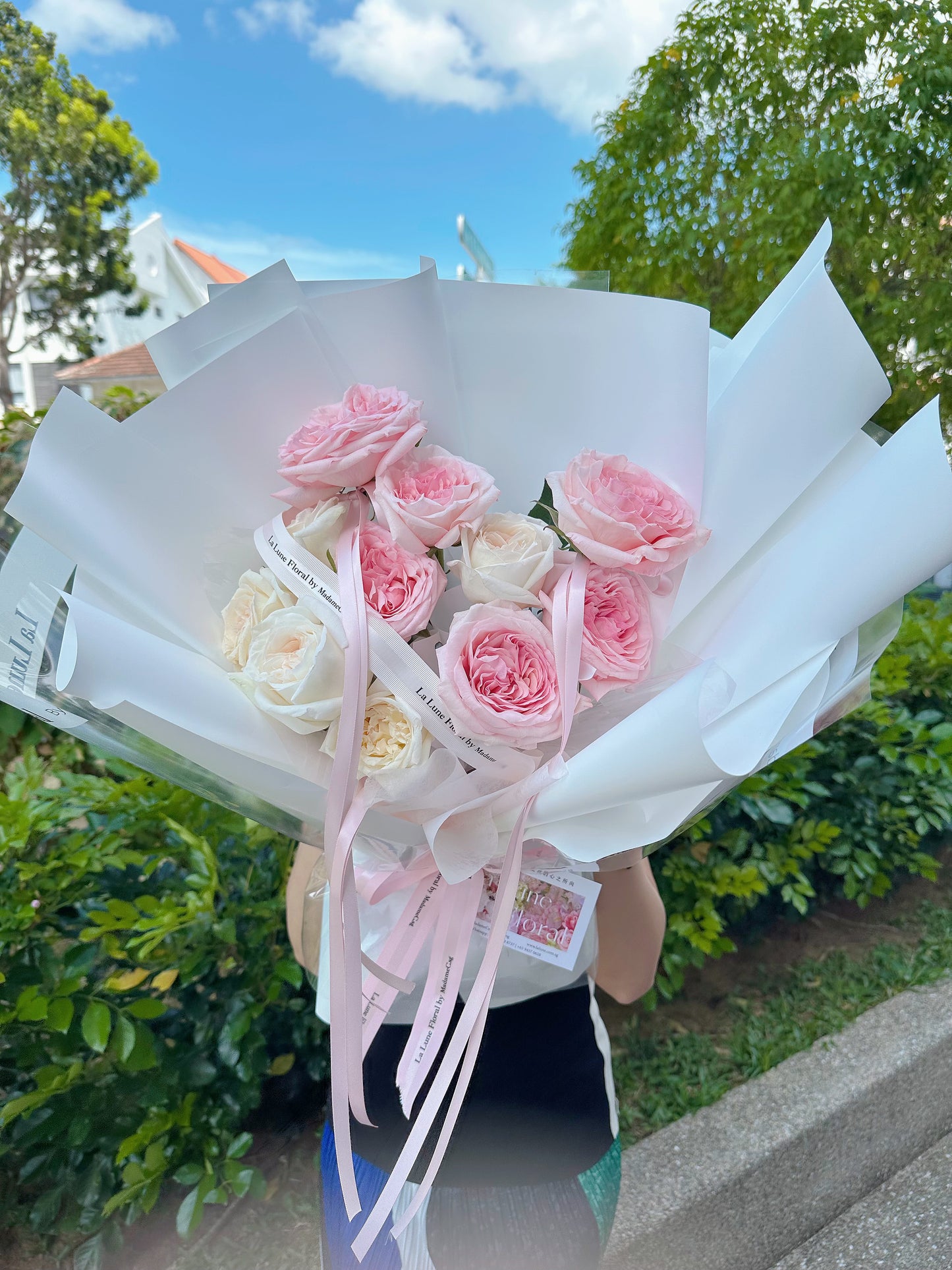 Ecuador Pink O‘hara & White O’hara Bouquet (11 stk )