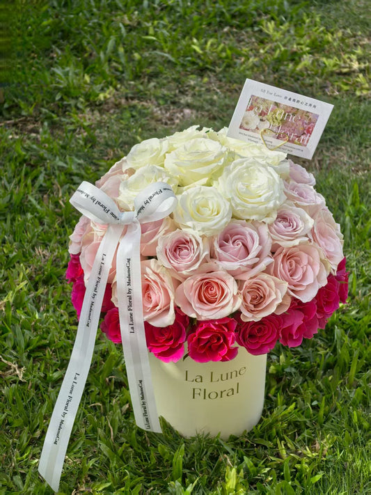 Love in Bloom – 52 Roses Gradient Bouquet