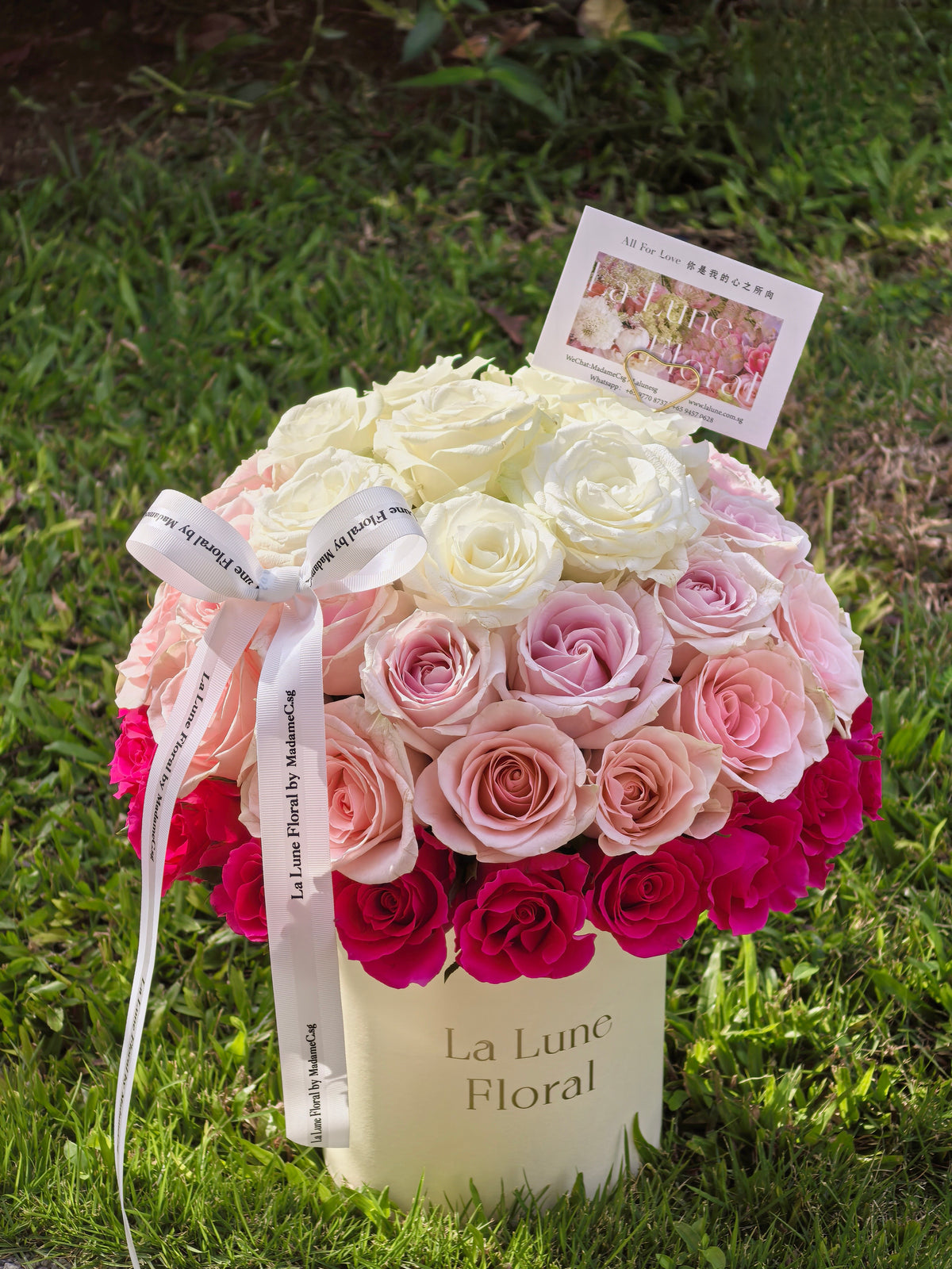 Love in Bloom – 52 Roses Gradient Bouquet