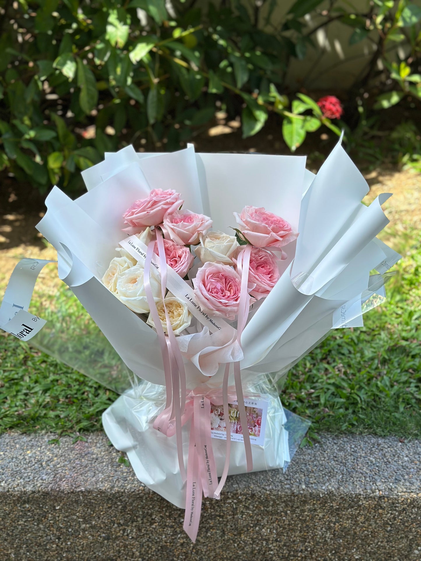Ecuador Pink O‘hara & White O’hara Bouquet (11 stk )