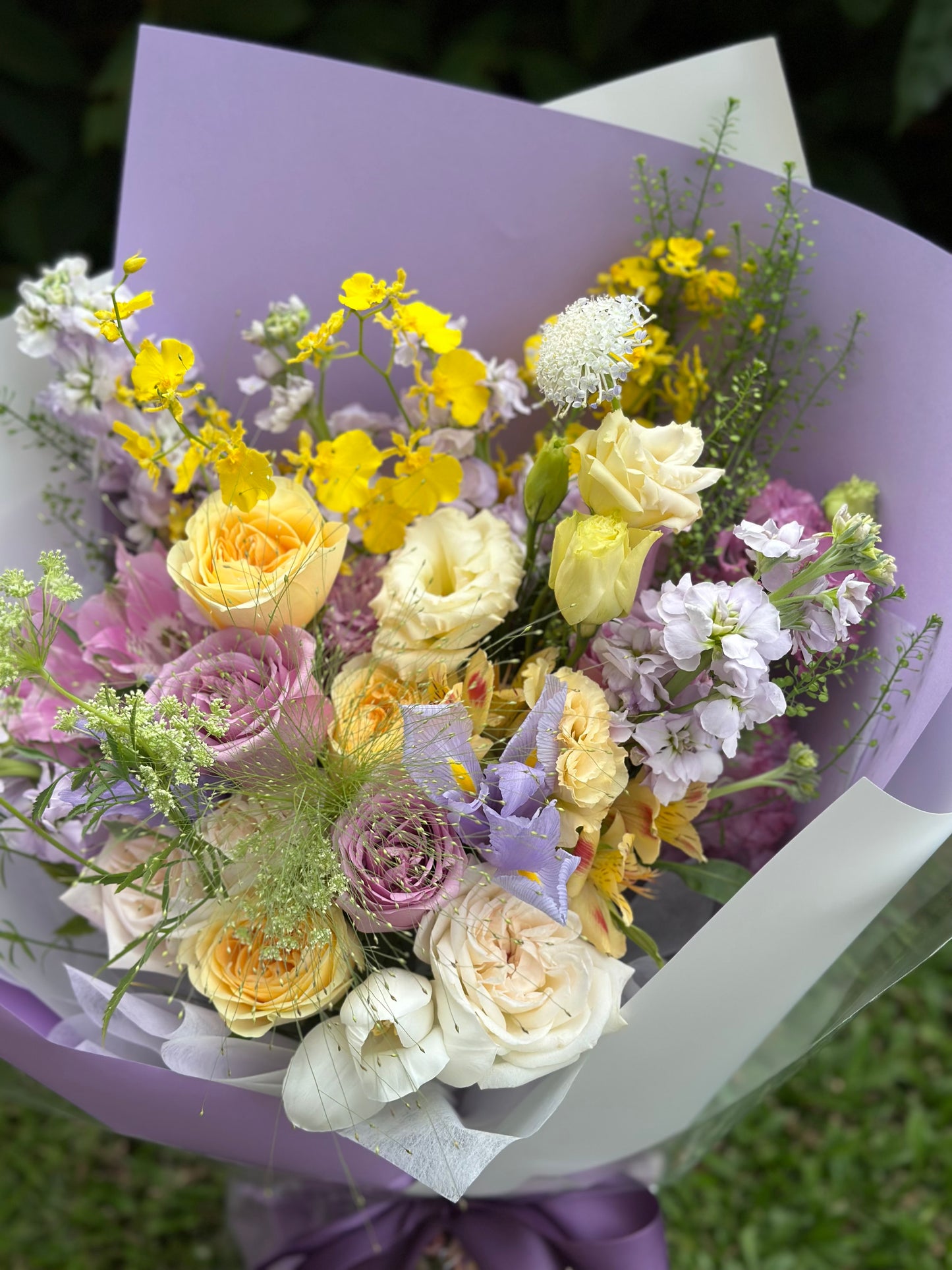 Midnight In Paris - Omakase(Florist Choice)Purple&Yellow Theme【Size Deluxe】