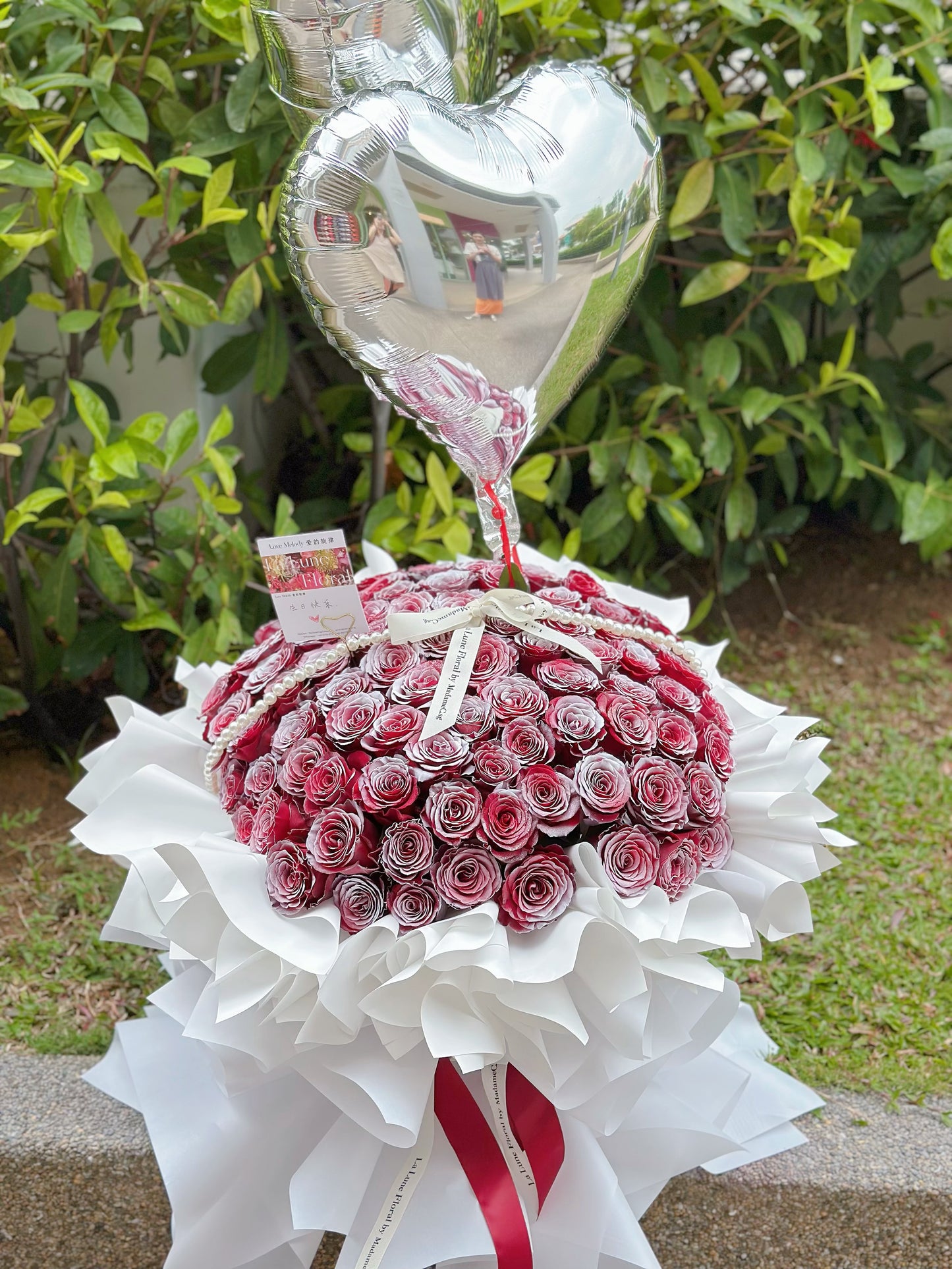 Red Roses in Snow 落雪玫瑰 Bouquet (99 stk)