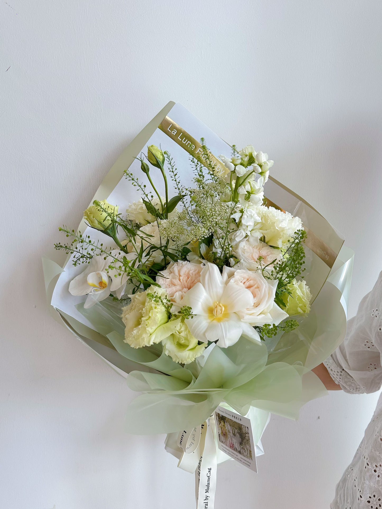 「Summer Dream」【Size S】- Omakase (Florist Choice) Green & White Color Theme