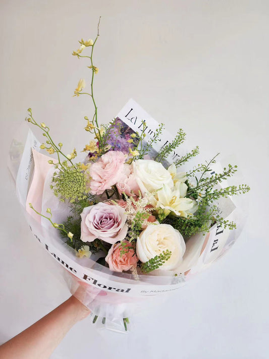 「All For Love」【Size Petite】 Omakase(Florist Choice)Bouquet - Pink&White Color Theme