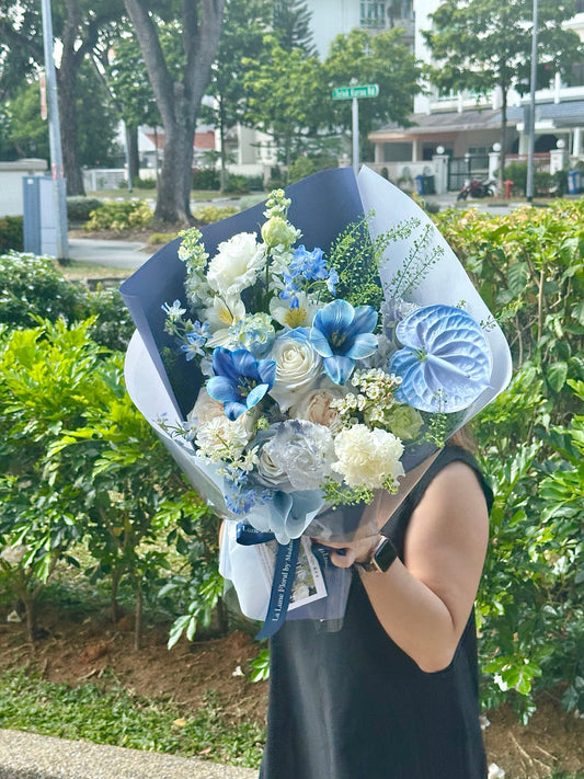 「The Starry Night」【Size S】 - Omakase(Florist Choice)Blue & White Theme