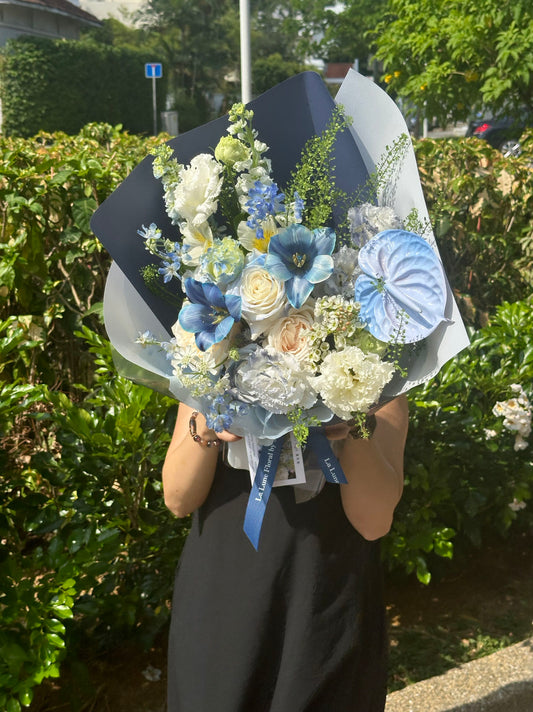 「The Starry Night」【Size S】 - Omakase(Florist Choice)Blue & White Theme