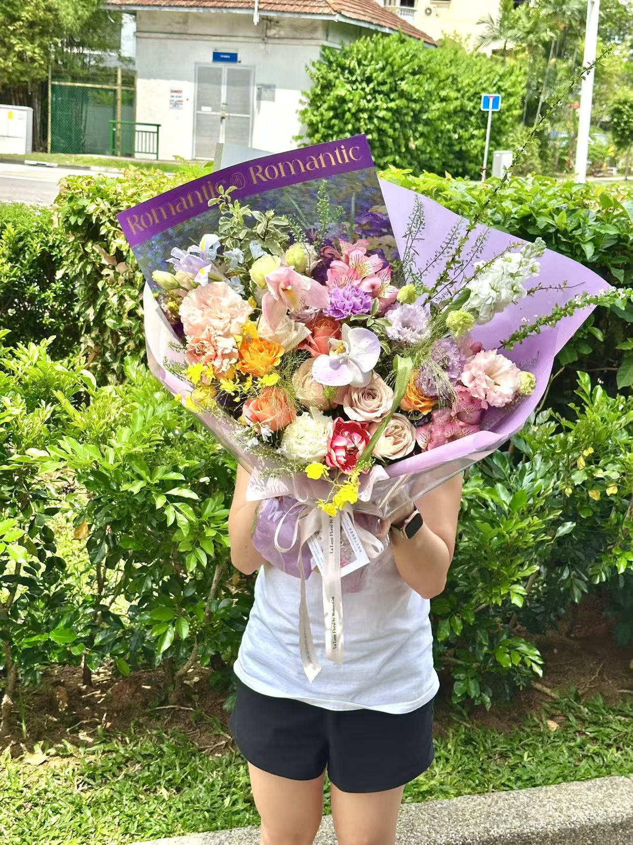 Midnight In Paris - Omakase(Florist Choice)Purple Theme【Size Deluxe】