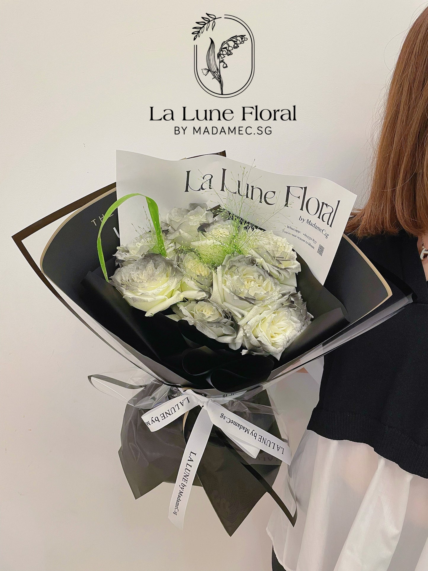 Special Dark Knight painted roses bouquet (9 stk)