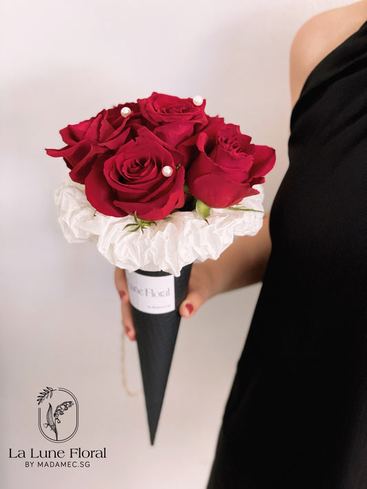 「Only You」Ice cream Design Bouquet (6 stk red rose)