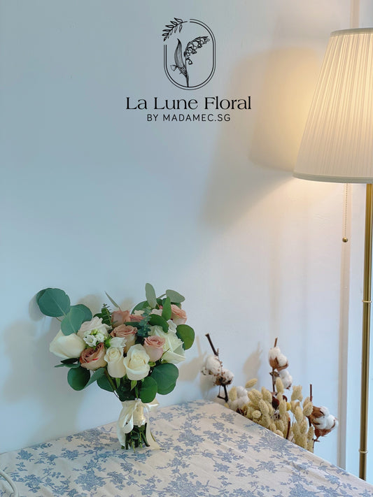 Vintage - Cappuccino Roses Bridal Bouquet