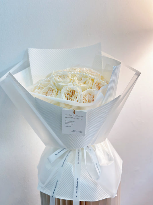 Elegance White O'hara Roses Bouquet (19 stk)