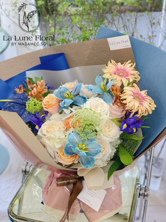 「The Starry Night」【Size L】 - Omakase(Florist Choice)Blue & White Theme