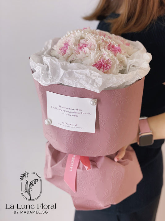 Carnation Bouquet - Chanel style pink(9 stk)