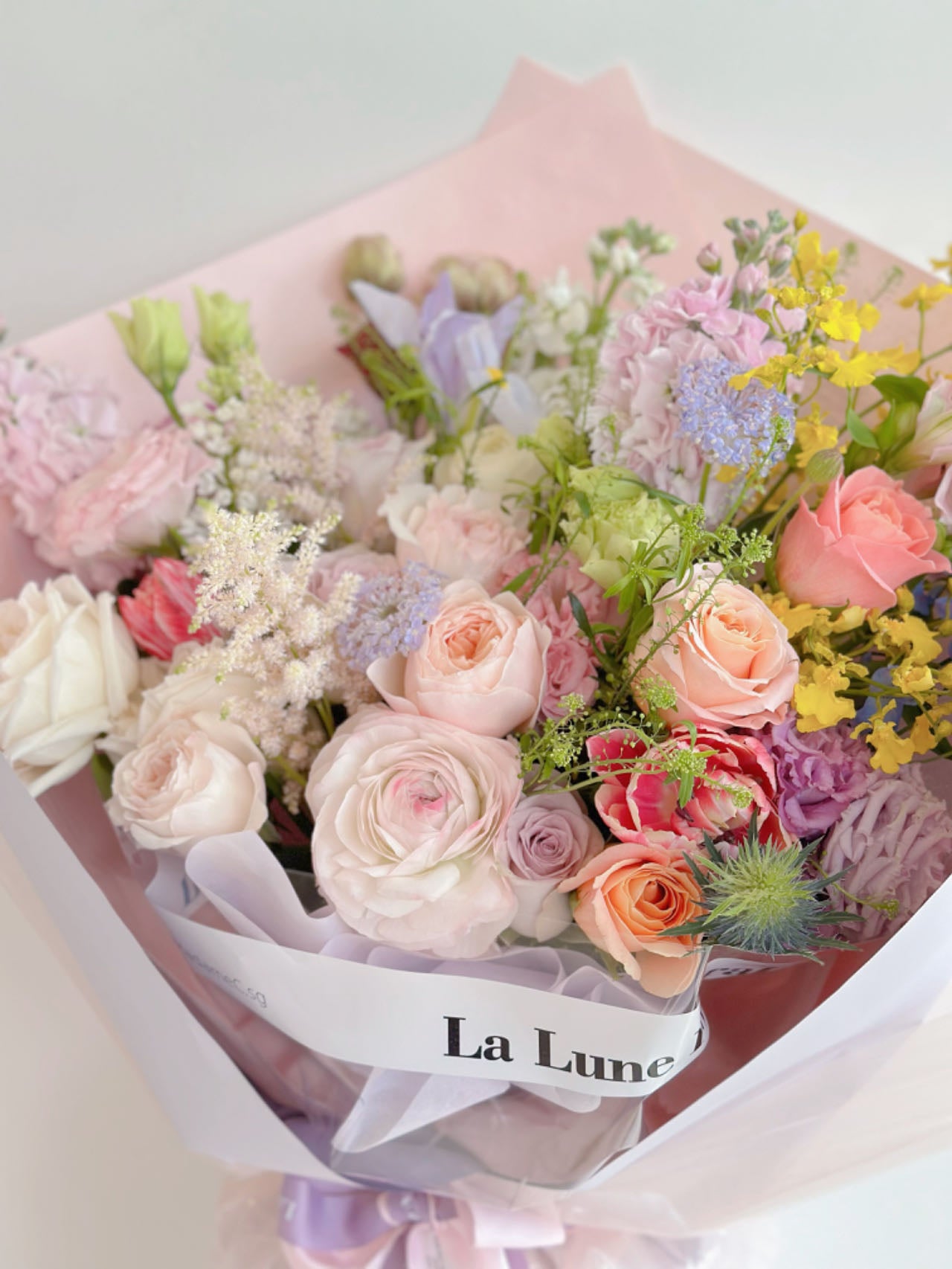 Special Painted Roses💙💜 – La Lune Floral SG