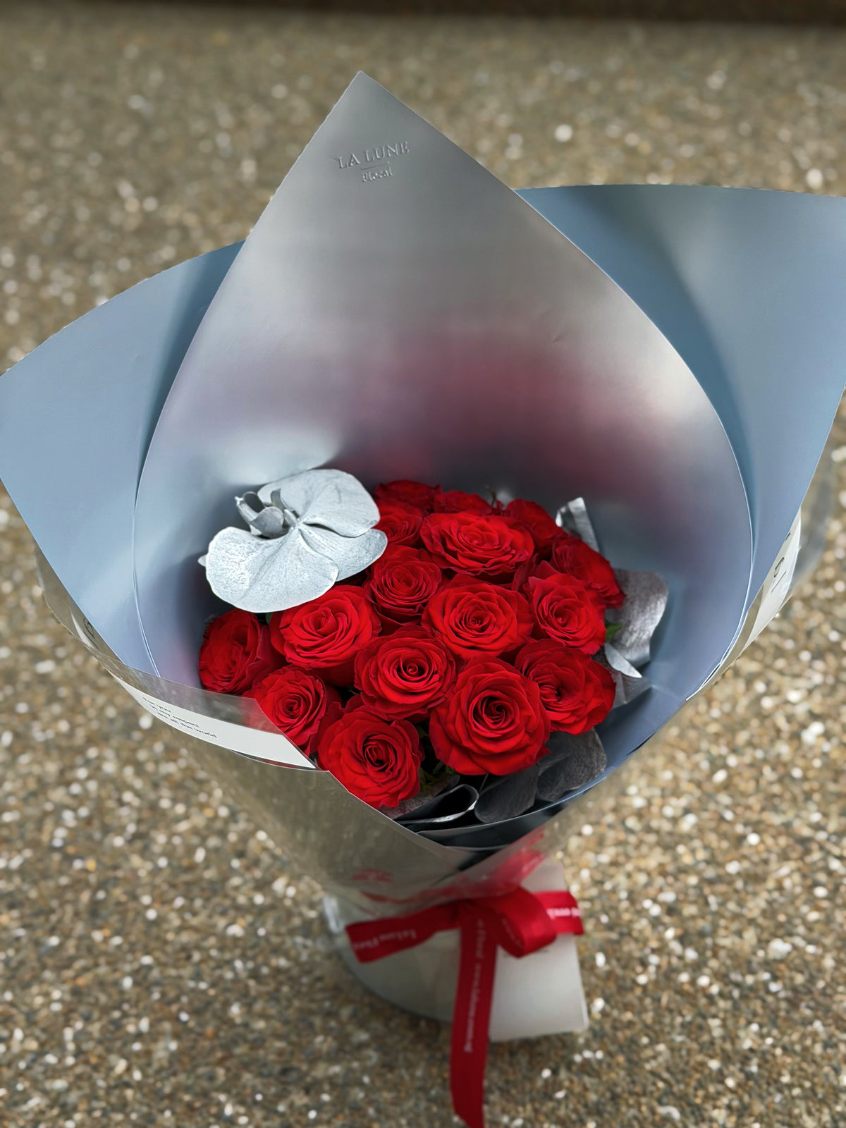 Classic Red Rose Bouquet(19 stk red roses)