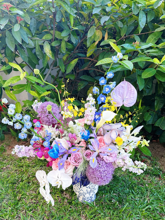 【Midnight in Paris】M size Flower Box - Omakase Floist choice Purple&Pink color theme