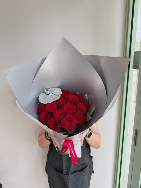 Classic Red Rose Bouquet(19 stk red roses)