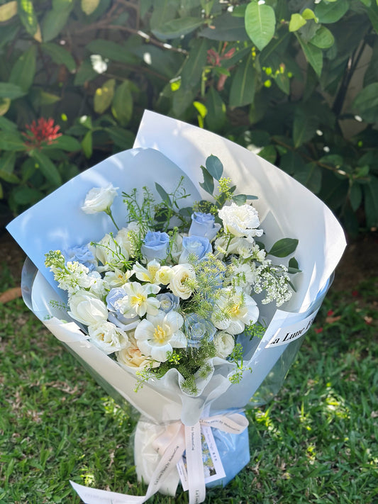 「The Starry Night」【Size S】 - Omakase(Florist Choice)Blue & White Theme