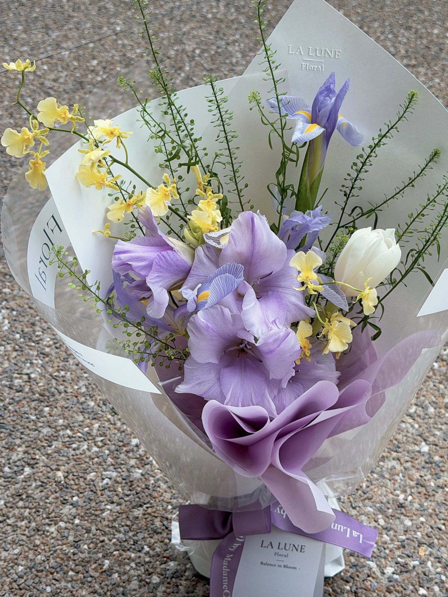 「Midnight In Paris」【Size Petite】 - Omakase(Florist Choice) Lilac & Yellow Theme