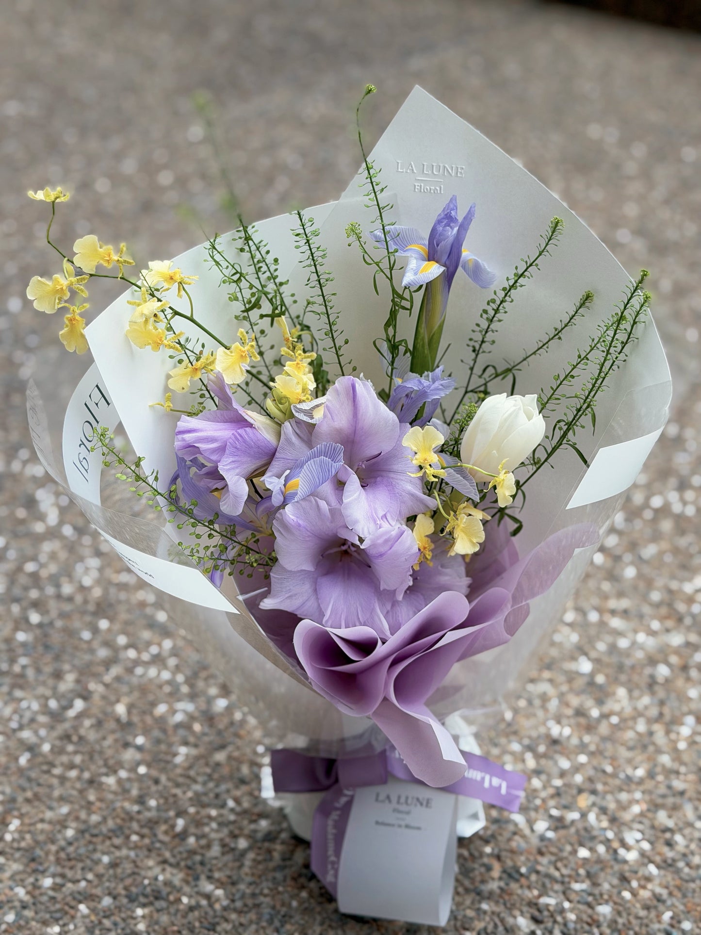 「Midnight In Paris」【Size Petite】 - Omakase(Florist Choice) Lilac & Yellow Theme
