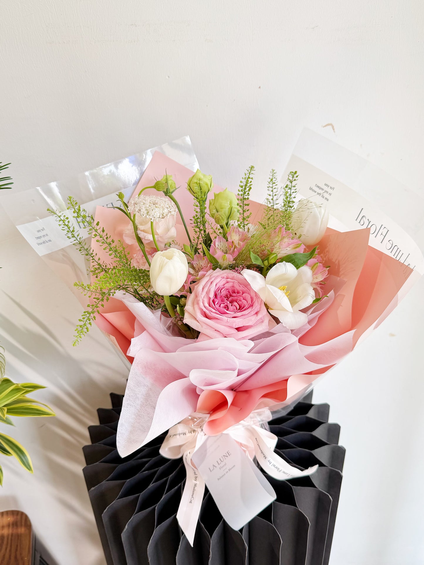 「All For Love」【Size Petite】 Omakase（Florist Choice）Bouquet - Pink&White Color Theme