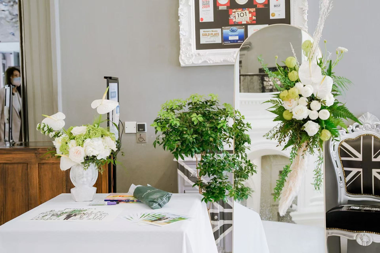 Wedding & ROM at Flutes Singapore - Summer Dream Green & White Color Theme