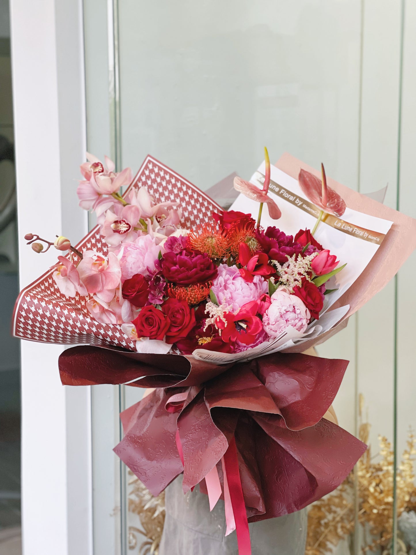 「All For Love」【XXL 】Omakase Florist Choice - Pink/Red Colour Tone
