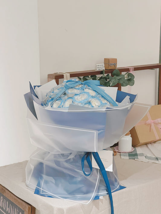 Special Michigan Ice Blue painted roses bouquet (52 stk)